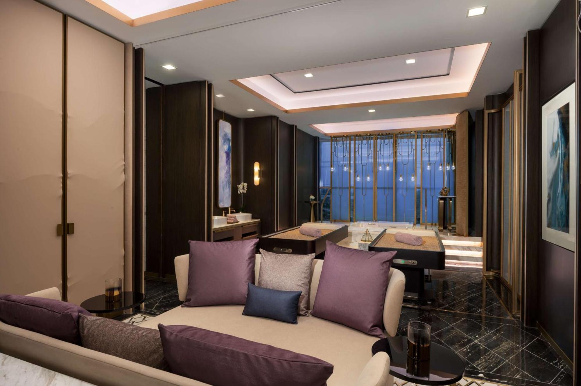 ホテル Waldorf Astoria Kuwait クウェート エクステリア 写真 A suite at the hotel